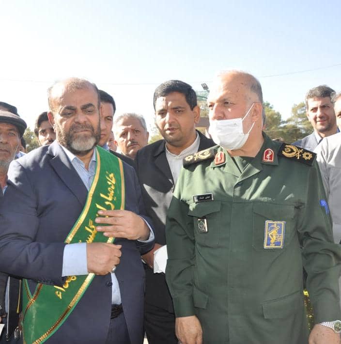 مهندس قاسمی،وزیر راه و شهرسازی، به جمع خادمیاران گلستان شهدای اصفهان پیوست
