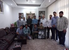 دیدار خادمیاران گلستان شهدا اصفهان با خانواده شهید امید اکبری