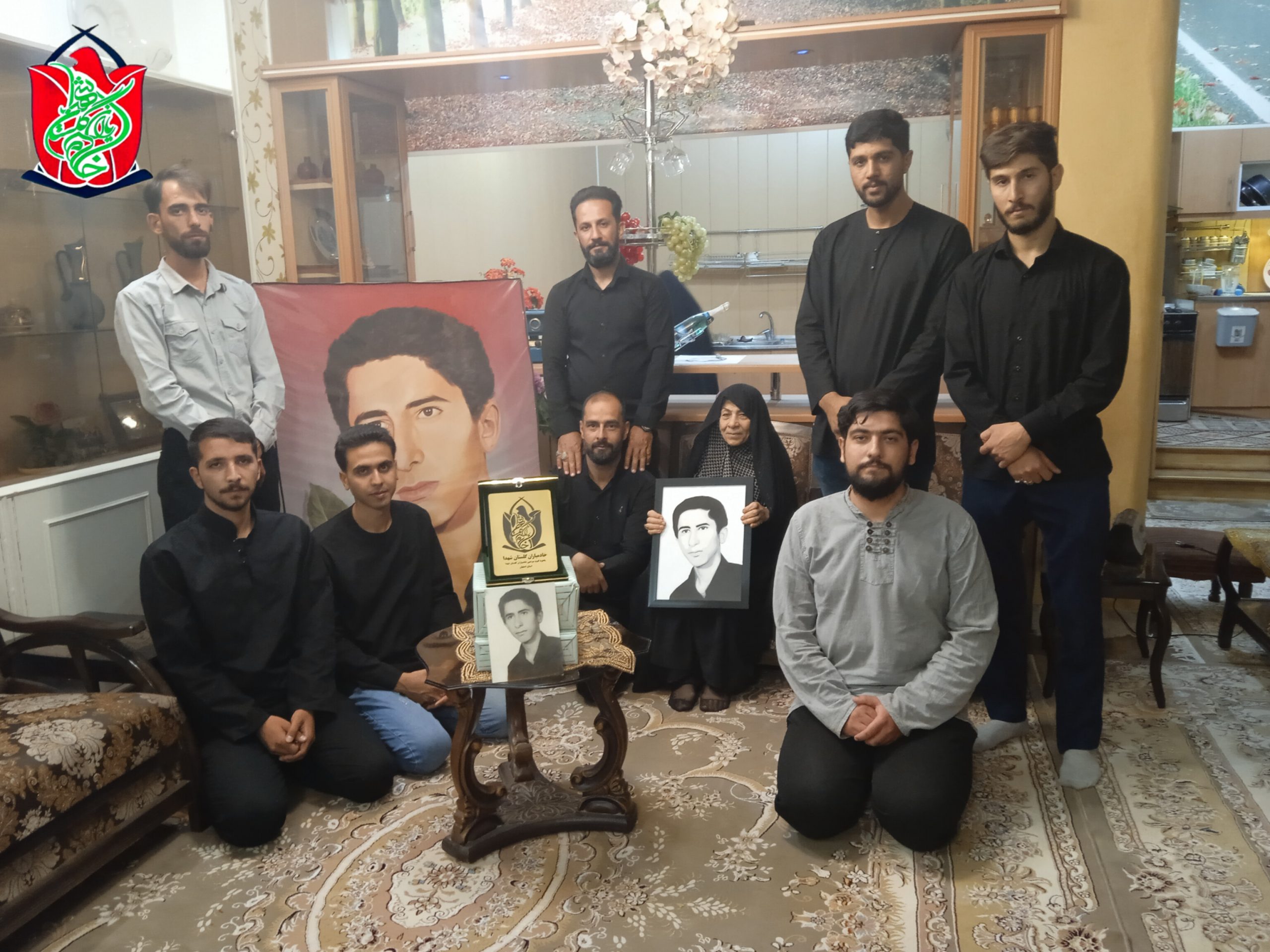 دیدار آسمانی ها منزل شهید محمدرضا شجاعی به همراه جمعی از خادمیاران گلستان شهدای اصفهان(۱۴۰۲/۵/۲۵)
