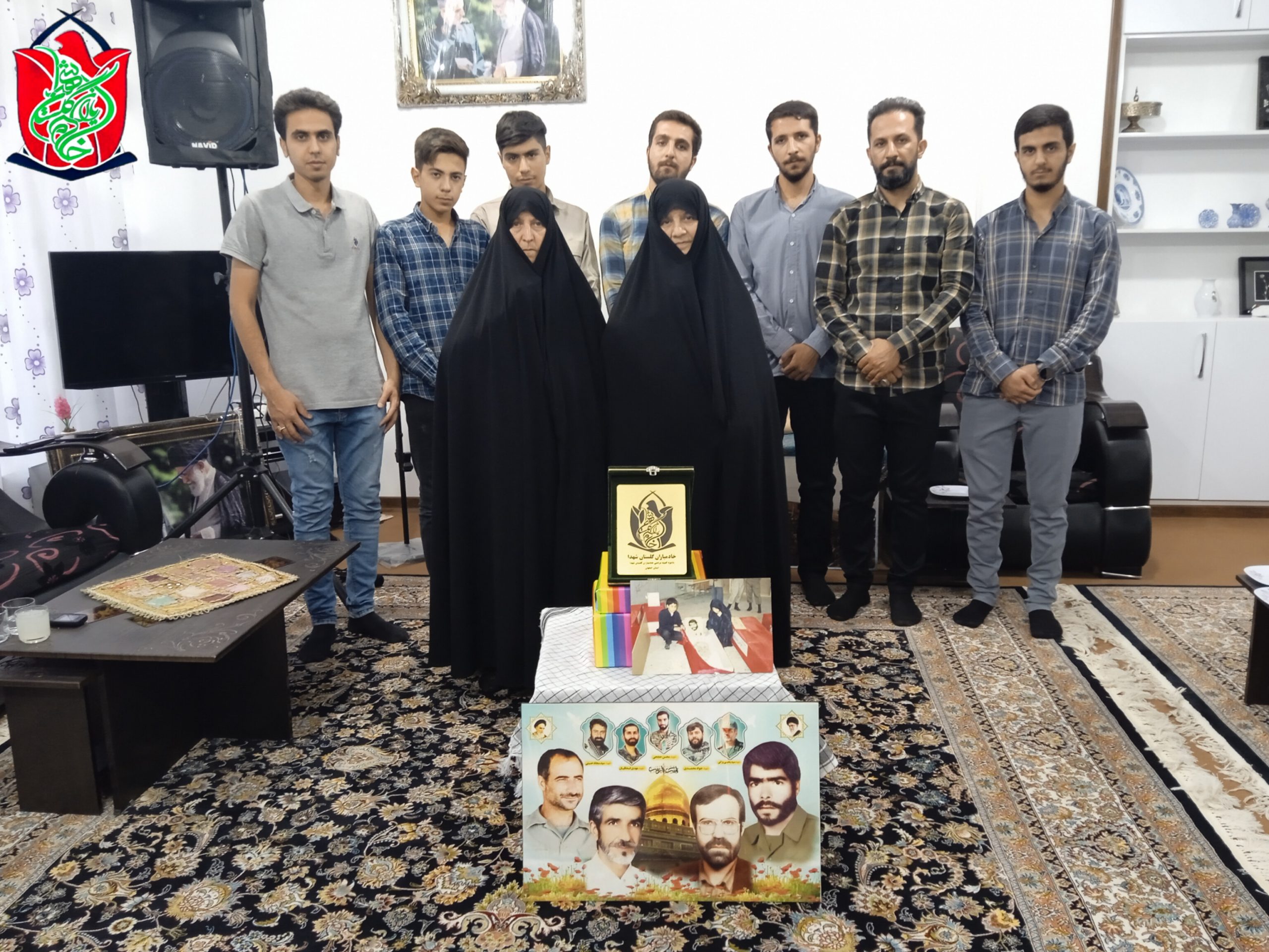دیدار آسمانی ها منزل شهید تقی عابدی به همراه جمعی از خادمیاران گلستان شهدای اصفهان( ۱۴۰۲/۶/۲۹)