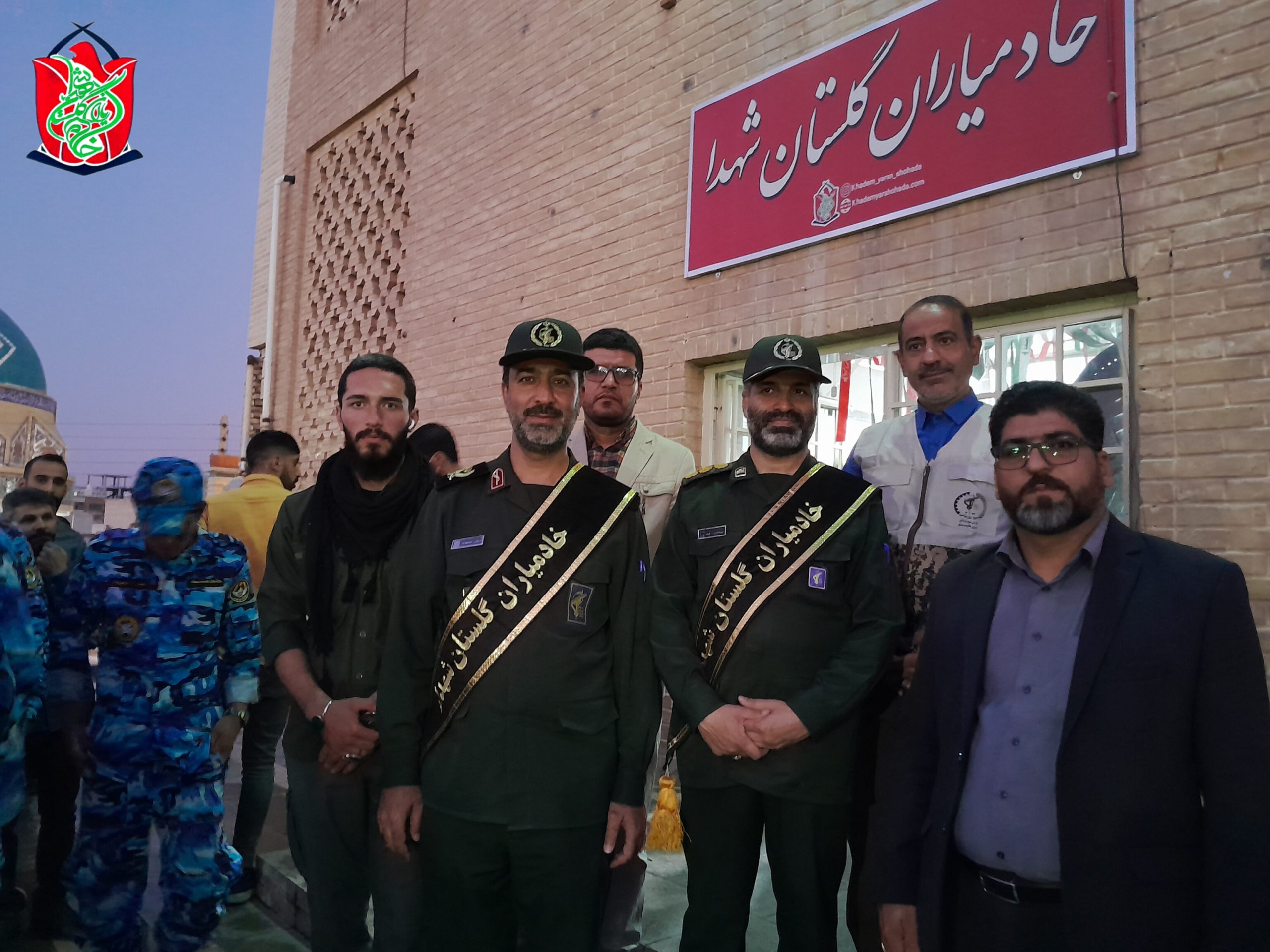 سردار عمومهدی جانشین سپاه صاحب الزمان (عج) استان اصفهان و سرهنگ قریشی فرمانده ناحیه امام رضا(ع) اصفهان به جمع خادمیاران گلستان شهدا پیوستند (۱۴۰۲/۷/۷)