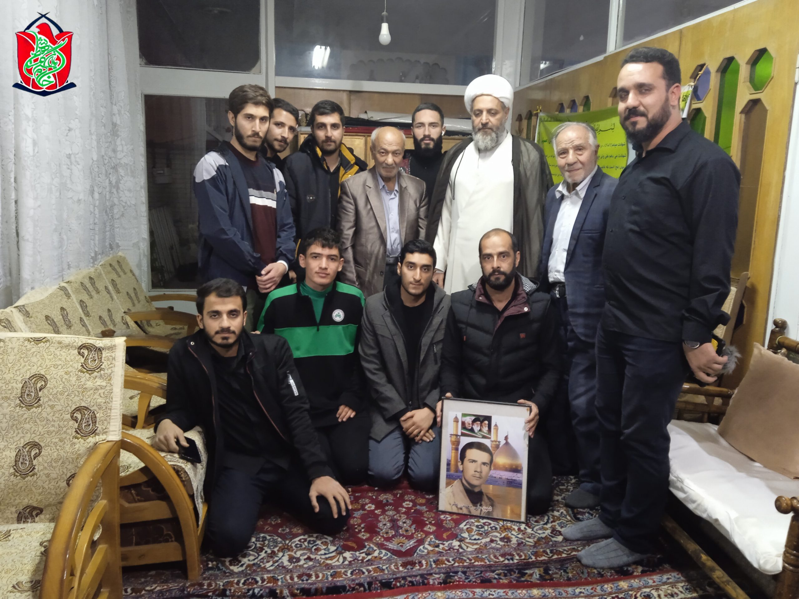 دیدار آسمانی ها منزل شهید دفاع مقدس محسن علی عمو  به همراه جمعی از خادمیاران گلستان شهدای اصفهان( ۱۴۰۲/۹/۶)