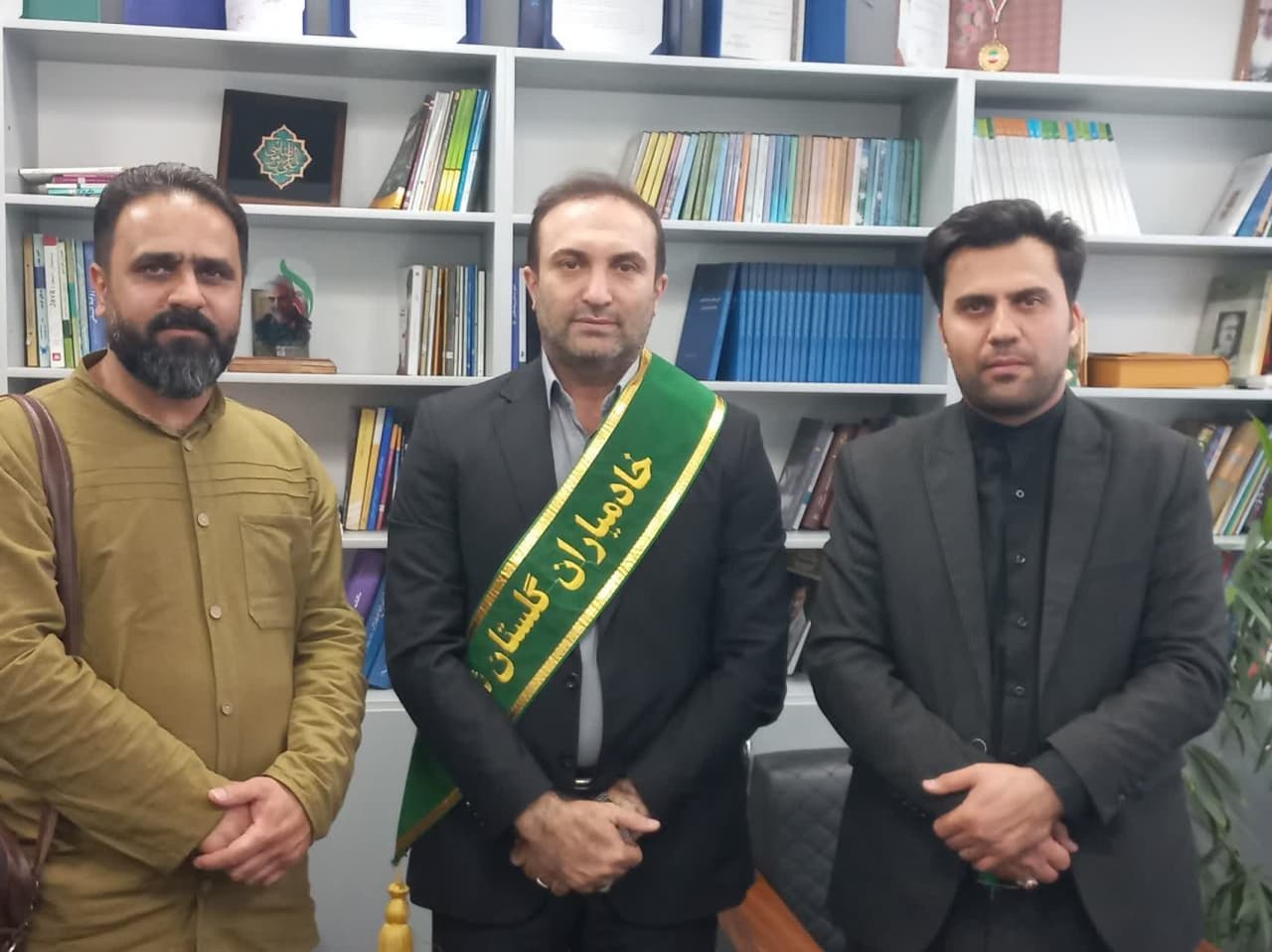 پیوستن دکتر نریمانی، مدیر کل دفتر تشکل‌های ایثارگری و مشارکت‌های مردمی بنیاد شهید و امور ایثارگران کشور به جمع خادمیاران گلستان شهدا