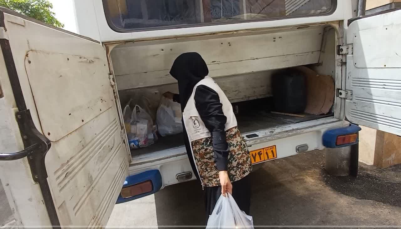 توزیع بسته معیشتی در چله ی خدمت