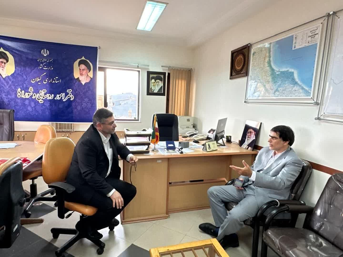 دیدار مدیر خادمیاران شهدای استان گیلان با مدیرکل دفتر روستایی و شوراهای استانداری گیلان