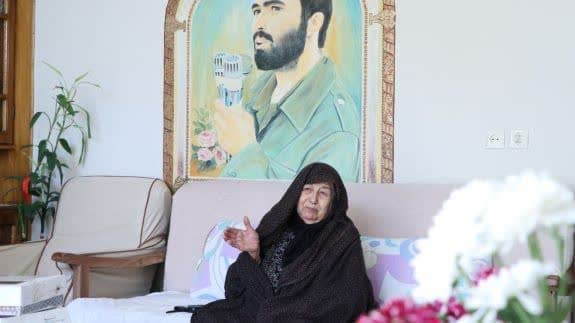 مادر سردار شهید حاج حسین خرازی آسمانی شد.