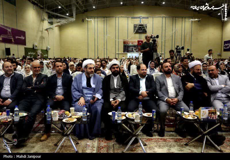 حضور قائم مقام خادمیاران کشور در بزرگترین جشن ازدواج دانشجویی استان اصفهان