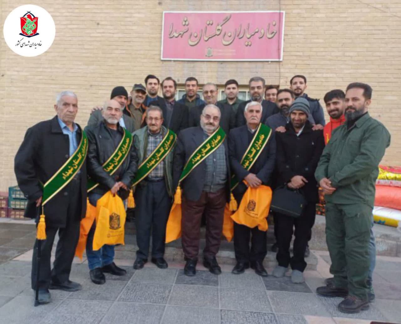 سنگر سازان بی سنگر…