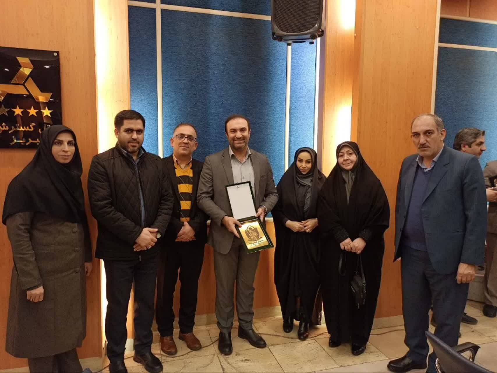 حضور مدیران خادمیاران سه استان در همایش منطقه ای تشکل های شاهد وایثارگر، کارآفرینان برتر و خیرین و فعالین حوزه ایثار و شهادت
