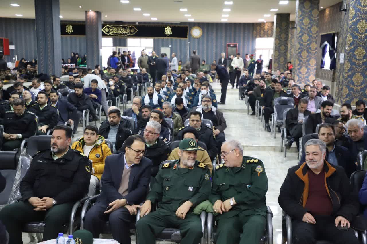 برگزاری مراسم میهمانی لالهها، عطر افشانی و گلباران قبور مطهر شهدا