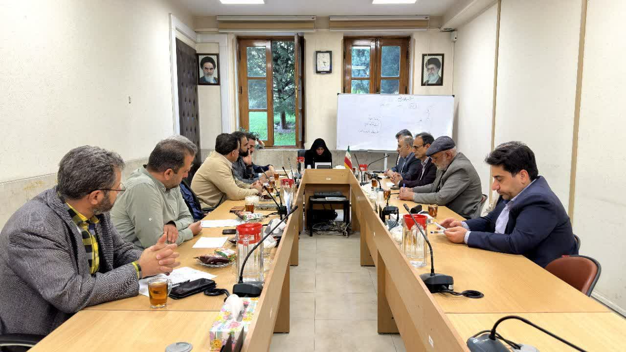 نشست هماهنگی ویژهبرنامههای «روز حماسه و ایثار اصفهان» و «رویداد ملی شهدا در نگاه نسل نو» برگزار شد