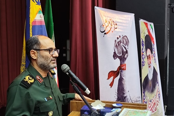 مراسم گرامیداشت عملیات والفجر ۸ در سرپلذهاب برگزار شد.