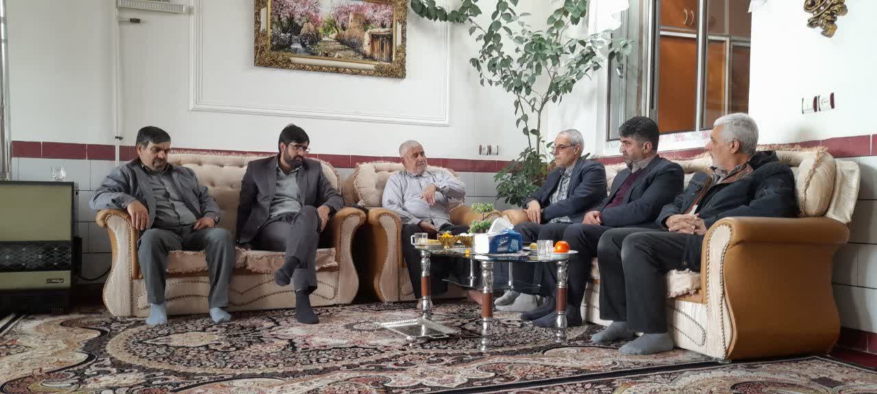 دیدار با یادگار دفاع مقدس و دلجویی از جانباز سرافراز میهن