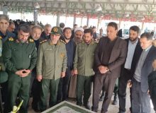 عطر افشانی گلزار مطهر شهدا در آرامستان باغ فردوس کرمانشاه