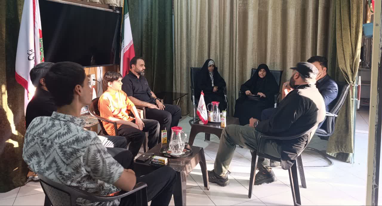 نشست عملیاتیسازی طرح «خادمیاران شهدای دانشآموزی» در اصفهان