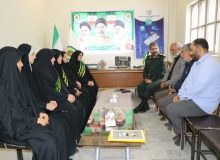 دیدار خادمیاران شهدای شهرستان بروجرد با فرمانده انتظامی شهرستان به مناسبت هفته نیروی انتظامی