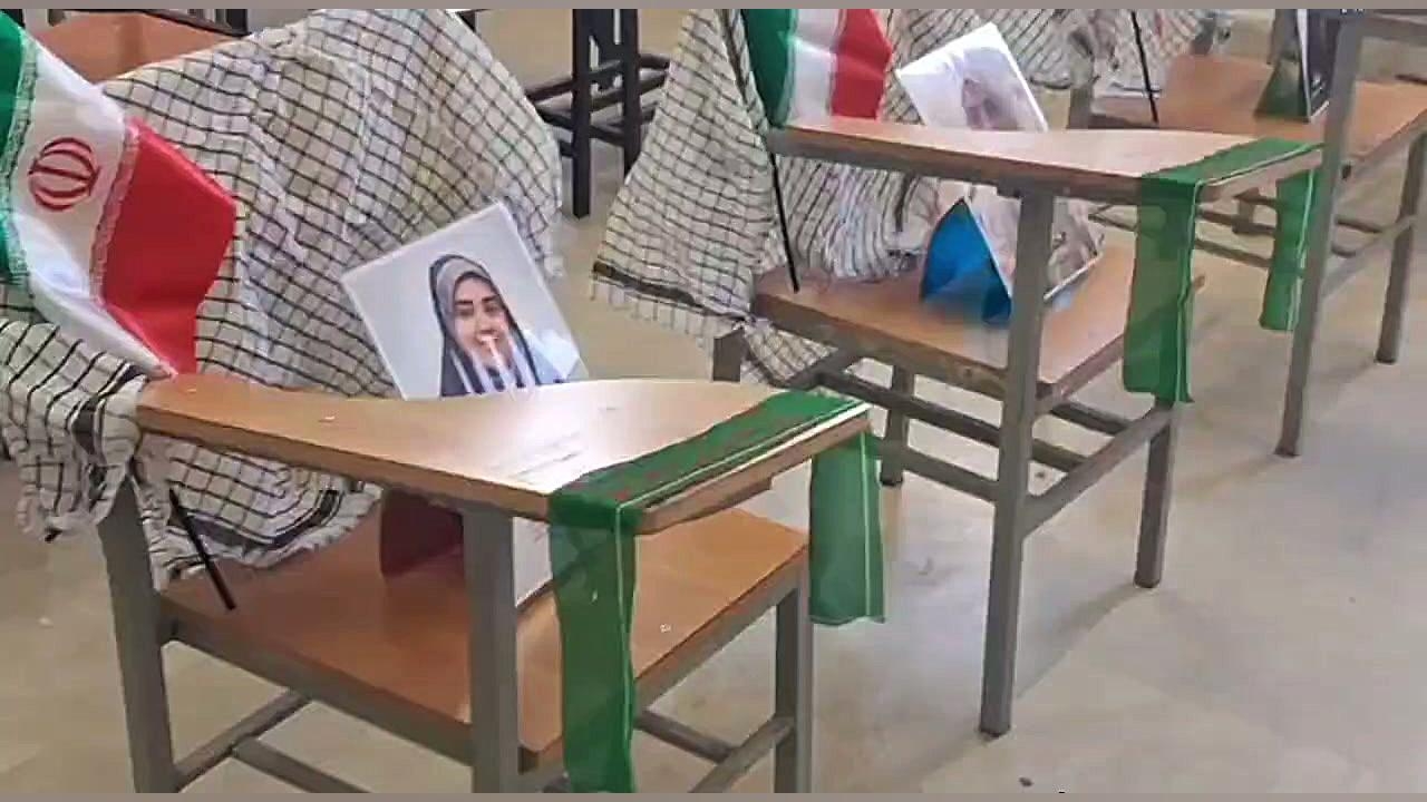 حضرت آیتالله العظمی سید علی خامنه ای(ره): فضیلت زنده نگه داشتن یاد شهدا کمتر از شهادت نیست